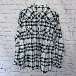 Ariat women’s button down shirt